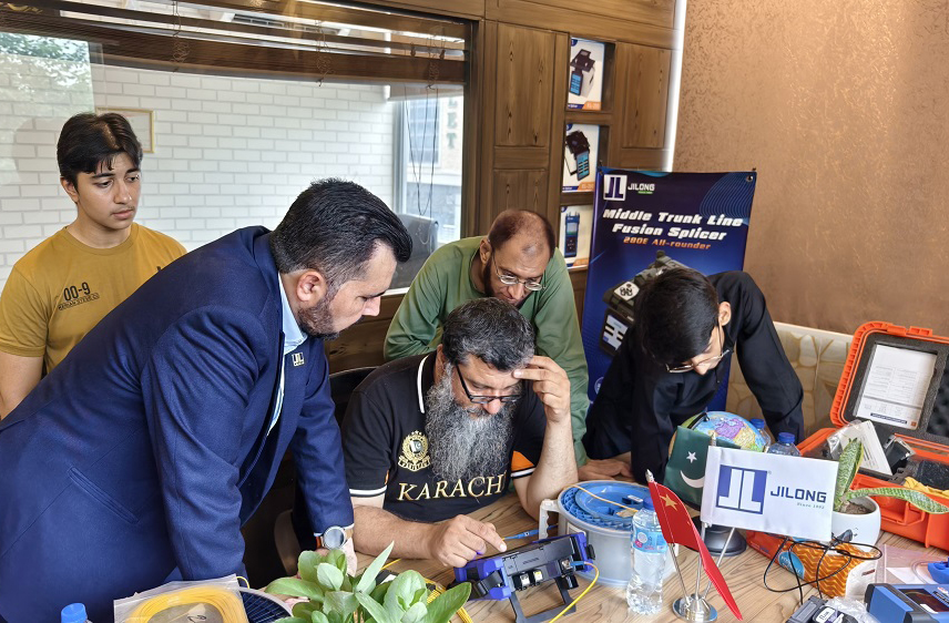 The 30-year-old fusion splicer brand - JILONG Pakistan Branch has been upgraded